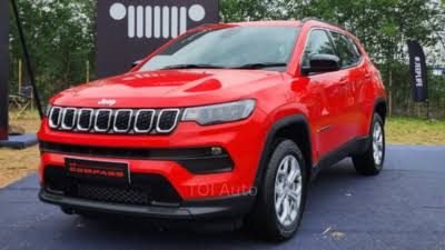 Demo · 2023 Jeep Compass Limited