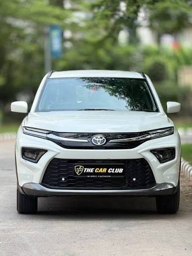 Demo · 2023 Toyota Urban Cruiser Hyryder S