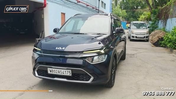 Demo · 2022 Kia Carens Prestige